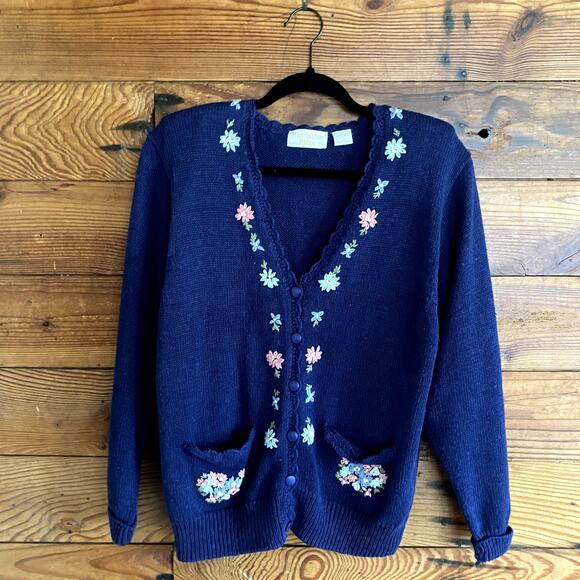 Huntington Ridge Blue Floral Embroidered Cardigan Sweater size Medium - Picture 1 of 6